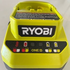 Ryobi One+ LION Class 2 Battery Charger - LNC